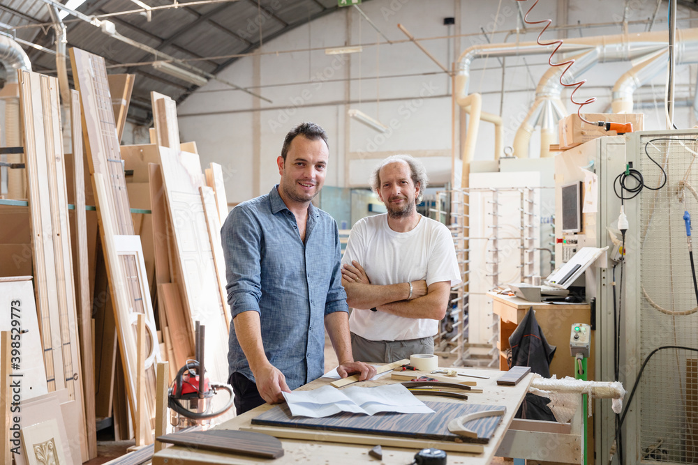 Équipe dans l’atelier